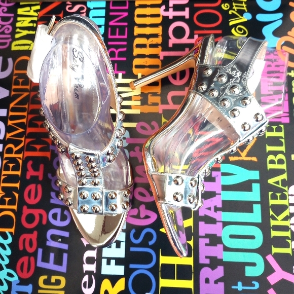 Shoes - Sensational Silver Studded Stilettos!.